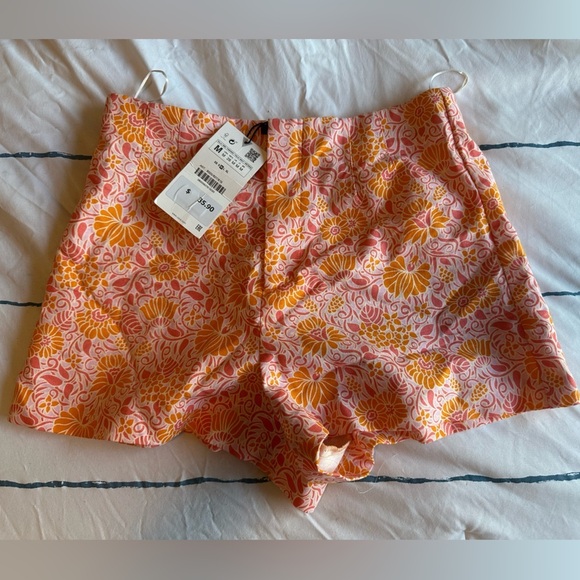 NWT Zara Pink & Orange Floral High Waist Shorts - Picture 2 of 12